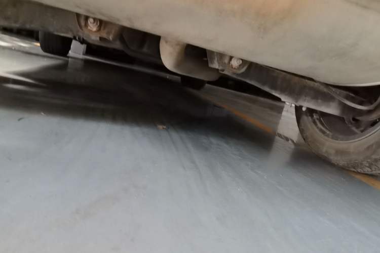 Used Roewe RX5 2018 30T Two-Wheel Drive Automatic Internet Smart Edition Chassis Rear