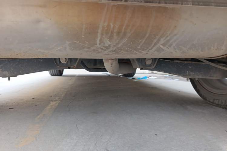 Used Roewe RX5 2018 30T Two-Wheel Drive Automatic Internet Smart Edition Chassis Rear