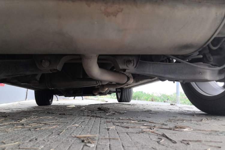 Used Roewe RX5 2018 20T Two-Wheel Drive Automatic Internet Smart Edition Chassis Rear