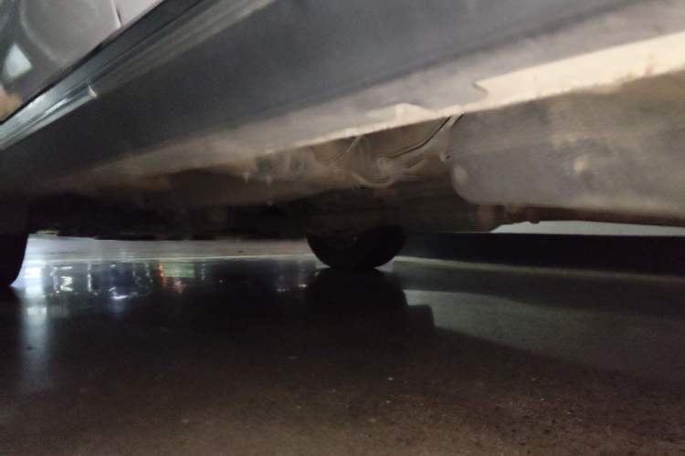Used Roewe RX5 2018 20T Two-Wheel Drive Manual Flagship Edition Chassis Rear Left