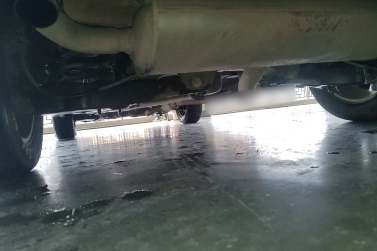 Used Roewe RX5 2018 20T Two-Wheel Drive Automatic Internet Smart Edition Chassis Rear Left