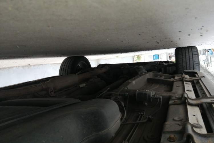 Used Roewe RX5 2018 20T Two-Wheel Drive Manual Internet Smart Edition Chassis Rear Left