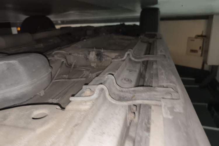 Used Roewe RX5 2018 20T Two-Wheel Drive Manual Flagship Edition Chassis Rear Left