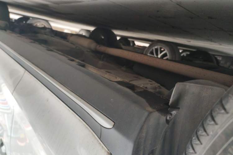 Used Roewe RX5 2018 20T Two-Wheel Drive Automatic Internet Smart Edition Chassis Rear Right