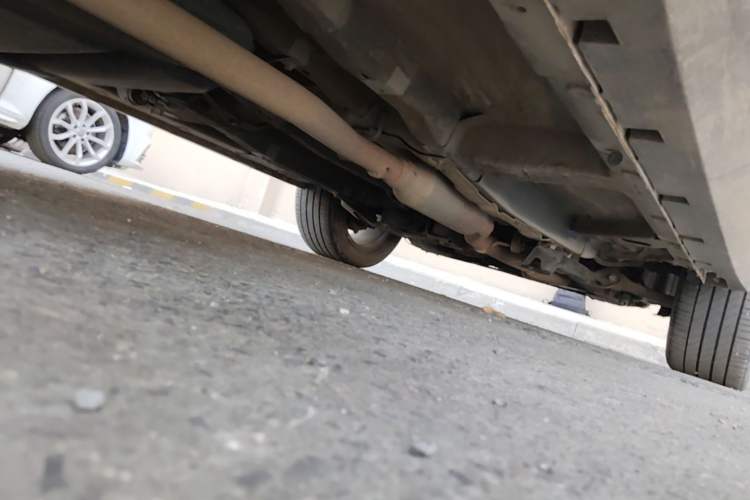 Used Roewe RX5 2018 20T Two-Wheel Drive Manual Internet Elite Edition Chassis Rear Right
