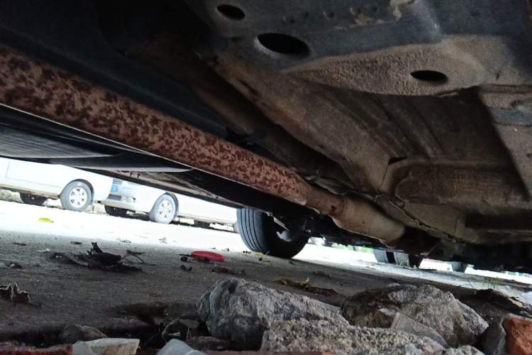 Used Roewe RX5 2018 20T Two-Wheel Drive Manual Flagship Edition Chassis Rear Right