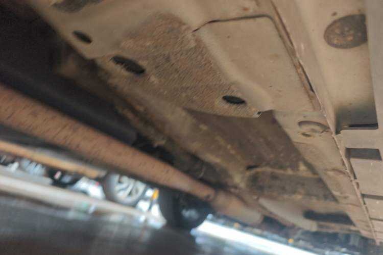 Used Roewe RX5 2018 20T Two-Wheel Drive Manual Internet Elite Edition Chassis Rear Right