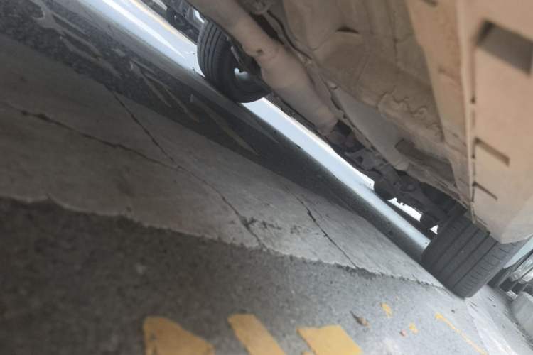 Used Roewe RX5 2018 20T Two-Wheel Drive Manual Internet Smart Edition Chassis Rear Right