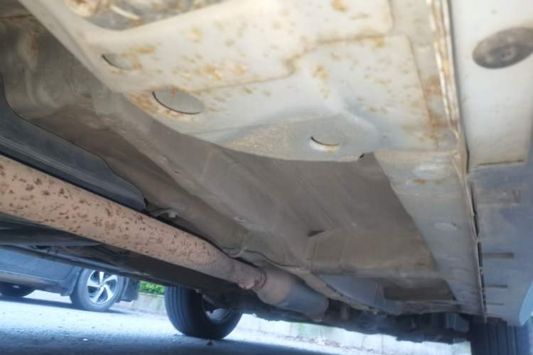 Used Roewe RX5 2018 20T Two-Wheel Drive Manual Flagship Edition Chassis Rear Right