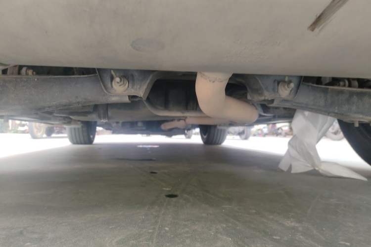 Used Roewe RX5 2018 30T Two-Wheel Drive Automatic Internet Smart Edition Chassis Rear