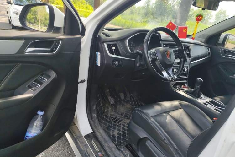 Used Roewe RX5 2018 20T Two-Wheel Drive Manual Flagship Edition Driver Seat