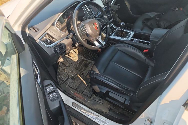 Used Roewe RX5 2018 20T Two-Wheel Drive Manual Flagship Edition Driver Seat