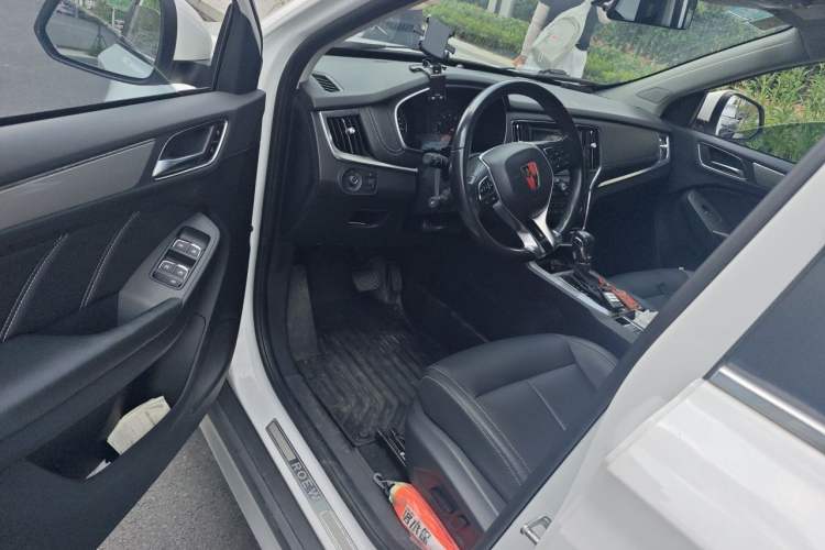 Used Roewe RX5 2018 20T Two-Wheel Drive Automatic Flagship Edition Driver Seat
