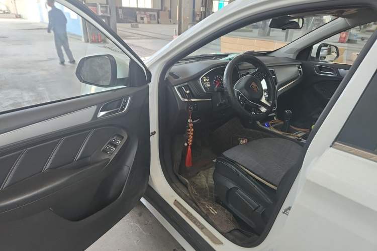 Used Roewe RX5 2018 20T Two-Wheel Drive Manual Flagship Edition Driver Seat