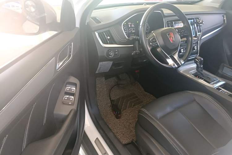 Used Roewe RX5 2018 20T Two-Wheel Drive Automatic Flagship Edition Driver Seat