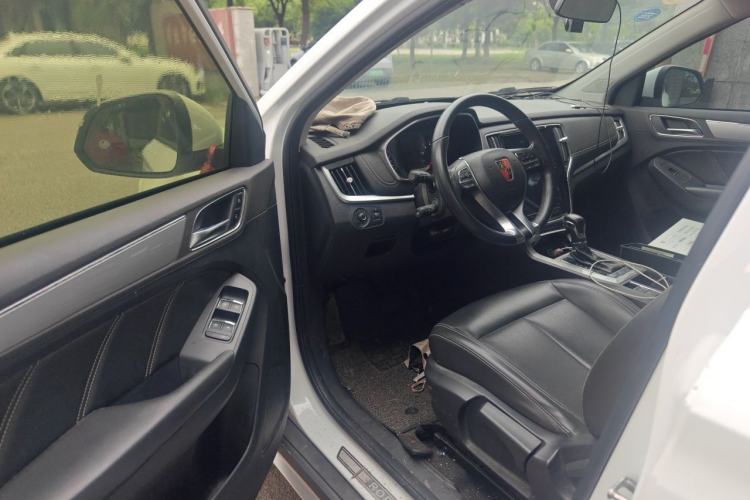 Used Roewe RX5 2018 20T Two-Wheel Drive Automatic Internet Smart Edition Driver Seat