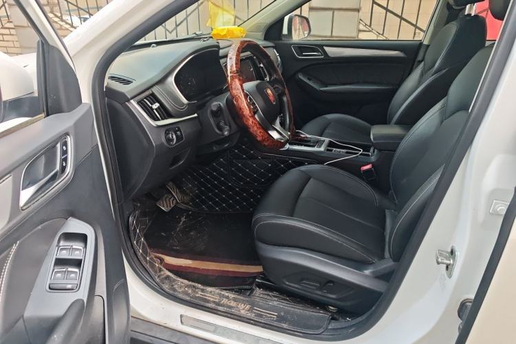 Used Roewe RX5 2018 20T Two-Wheel Drive Automatic Internet Smart Edition Driver Seat