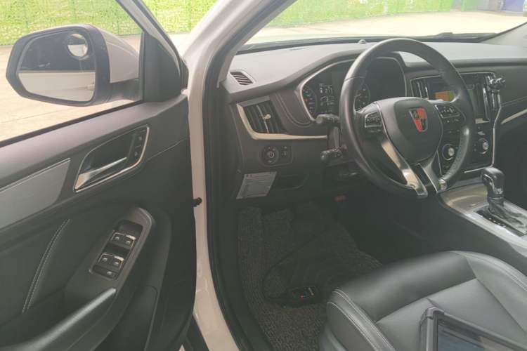 Used Roewe RX5 2018 20T Two-Wheel Drive Automatic Flagship Edition Driver Seat