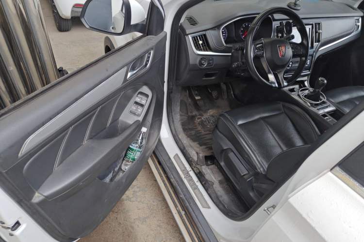 Used Roewe RX5 2018 20T Two-Wheel Drive Manual Flagship Edition Driver Seat