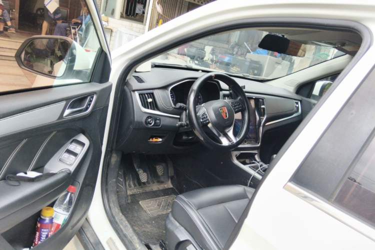 Used Roewe RX5 2018 20T Two-Wheel Drive Manual Internet Smart Edition Driver Seat