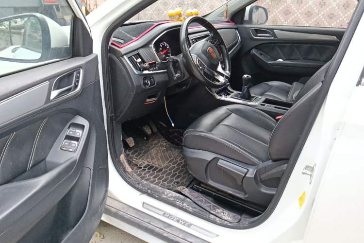 Used Roewe RX5 2018 20T Two-Wheel Drive Manual Flagship Edition Driver Seat