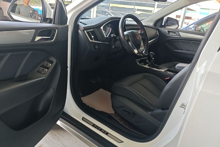 Used Roewe RX5 2018 30T Two-Wheel Drive Automatic Internet Platinum Edition Driver Seat