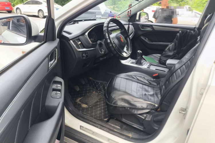 Used Roewe RX5 2018 20T Two-Wheel Drive Manual Flagship Edition Driver Seat