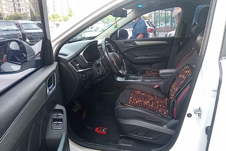 Used Roewe RX5 2018 20T Two-Wheel Drive Automatic Internet Smart Edition Driver Seat