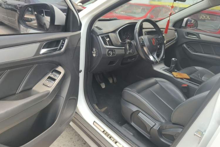Used Roewe RX5 2018 20T Two-Wheel Drive Manual Flagship Edition Driver Seat