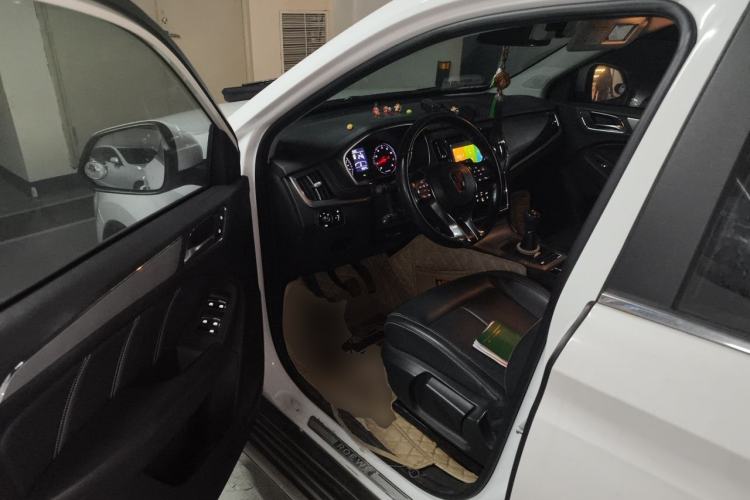 Used Roewe RX5 2018 20T Two-Wheel Drive Manual Flagship Edition Driver Seat