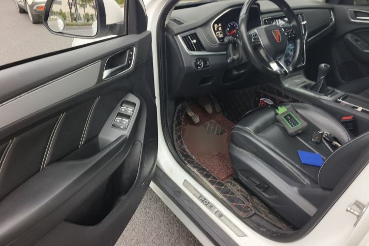 Used Roewe RX5 2018 20T Two-Wheel Drive Manual Internet Elite Edition Driver Seat