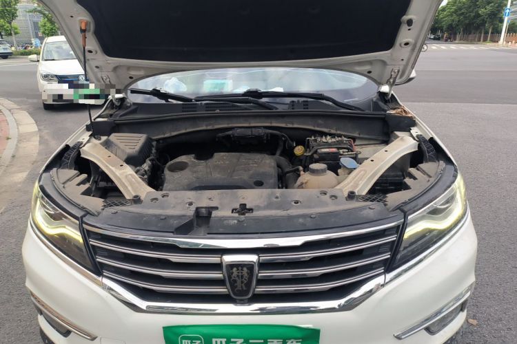 Used Roewe RX5 2018 20T Two-Wheel Drive Manual Internet Smart Edition Engine Bay