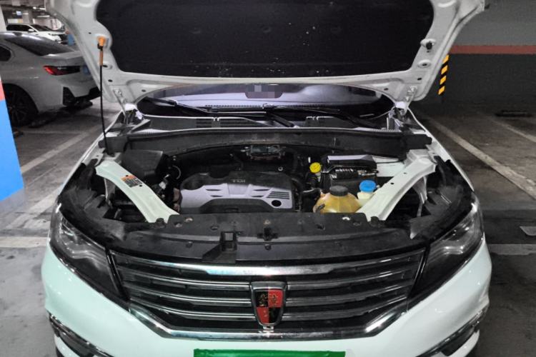 Used Roewe RX5 2018 20T Two-Wheel Drive Manual Flagship Edition Engine Bay