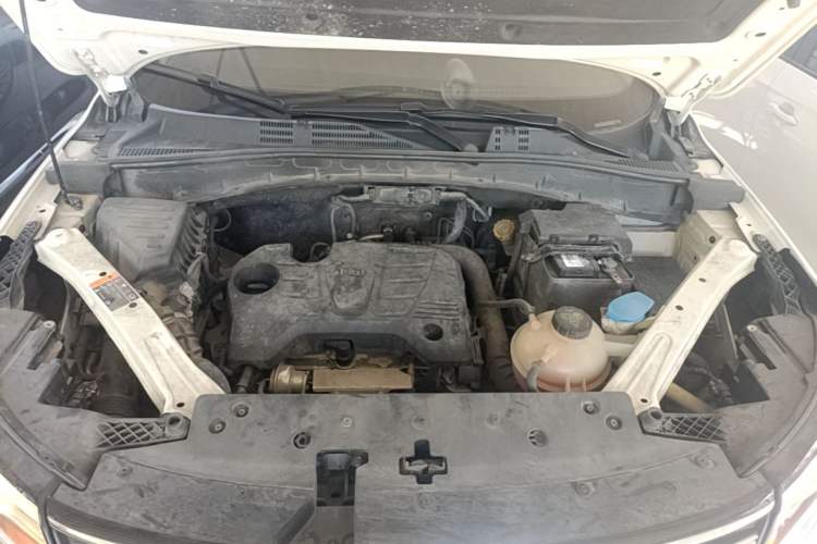Used Roewe RX5 2018 20T Two-Wheel Drive Automatic Flagship Edition Engine Bay