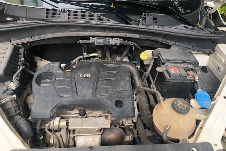 Used Roewe RX5 2018 20T Two-Wheel Drive Automatic Flagship Edition Engine Bay
