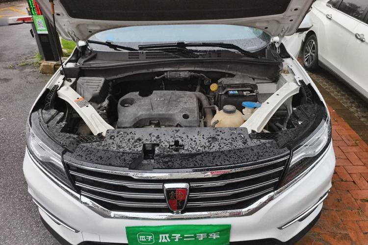 Used Roewe RX5 2018 20T Two-Wheel Drive Automatic Internet Smart Edition Engine Bay
