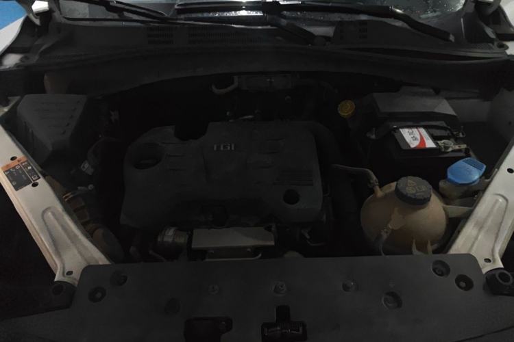Used Roewe RX5 2018 20T Two-Wheel Drive Manual Internet Smart Edition Engine Bay
