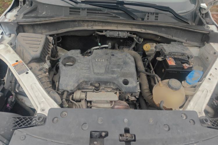 Used Roewe RX5 2018 20T Two-Wheel Drive Automatic Internet Smart Edition Engine Bay