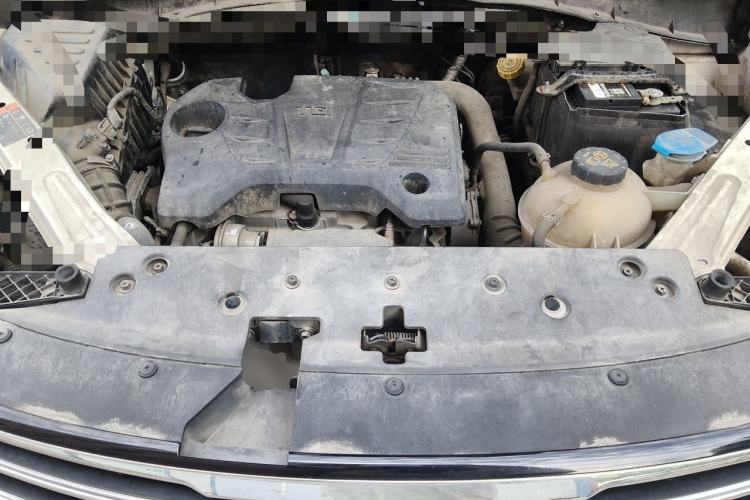 Used Roewe RX5 2018 20T Two-Wheel Drive Manual Flagship Edition Engine Bay