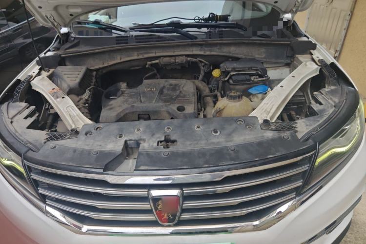 Used Roewe RX5 2018 20T Two-Wheel Drive Automatic Flagship Edition Engine Bay
