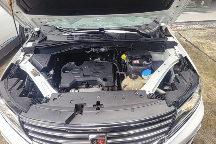 Used Roewe RX5 2018 20T Two-Wheel Drive Automatic Flagship Edition Engine Bay