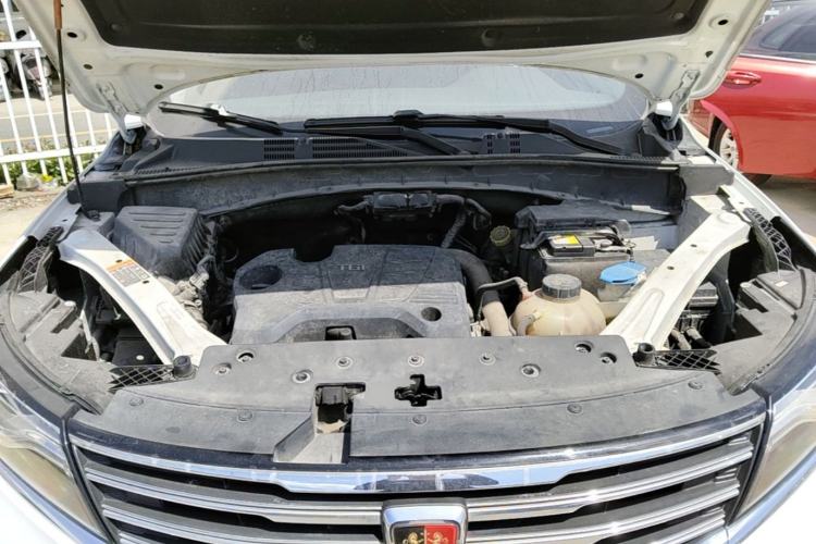 Used Roewe RX5 2018 20T Two-Wheel Drive Automatic Flagship Edition Engine Bay