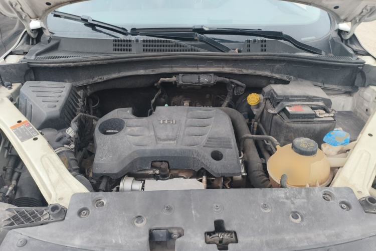 Used Roewe RX5 2018 20T Two-Wheel Drive Automatic Flagship Edition Engine Bay