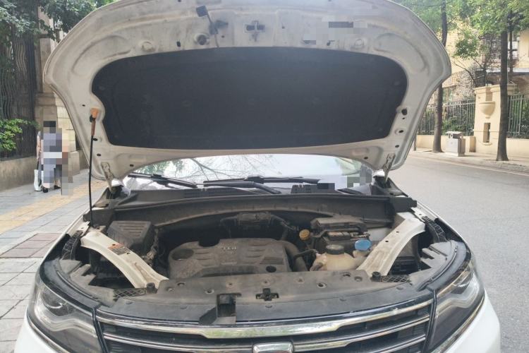 Used Roewe RX5 2018 20T Two-Wheel Drive Automatic Flagship Edition Engine Bay