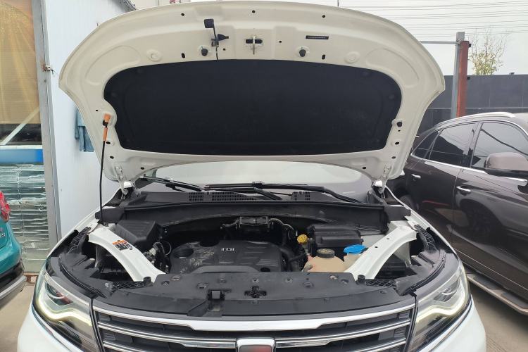 Used Roewe RX5 2018 20T Two-Wheel Drive Automatic Internet Smart Edition Engine Bay