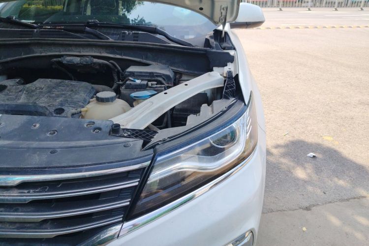 Used Roewe RX5 2018 20T Two-Wheel Drive Automatic Internet Smart Edition Engine Bay Left