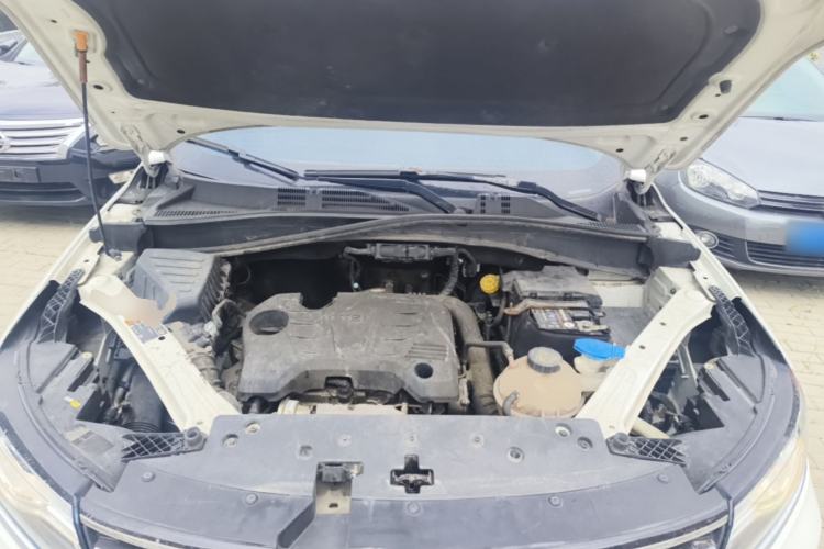 Used Roewe RX5 2018 20T Two-Wheel Drive Automatic Internet Smart Edition Engine Bay