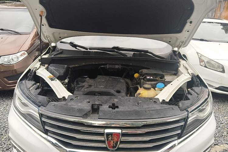 Used Roewe RX5 2018 20T Two-Wheel Drive Automatic Flagship Edition Engine Bay