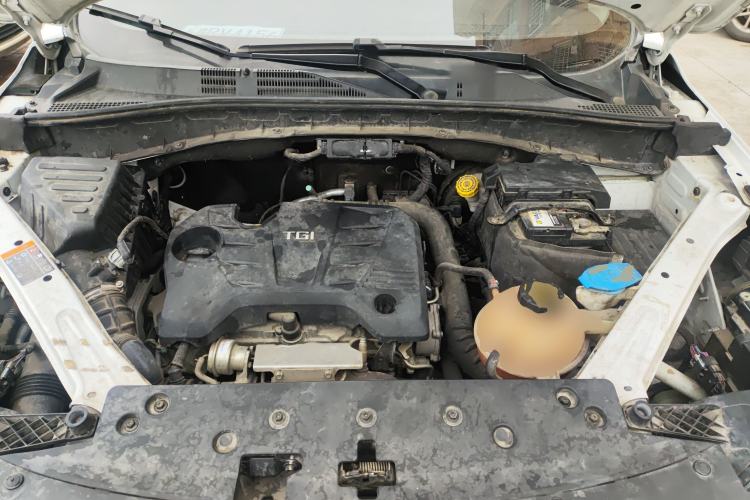 Used Roewe RX5 2018 20T Two-Wheel Drive Manual Internet Smart Edition Engine Bay
