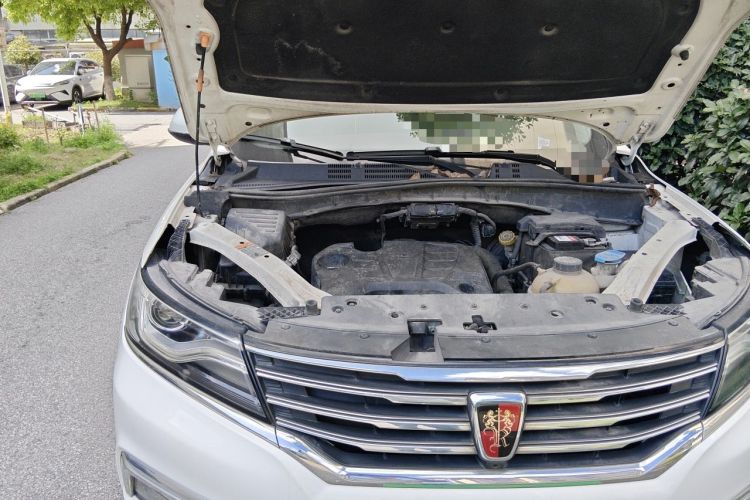 Used Roewe RX5 2018 20T Two-Wheel Drive Automatic Internet Smart Edition Engine Bay Right